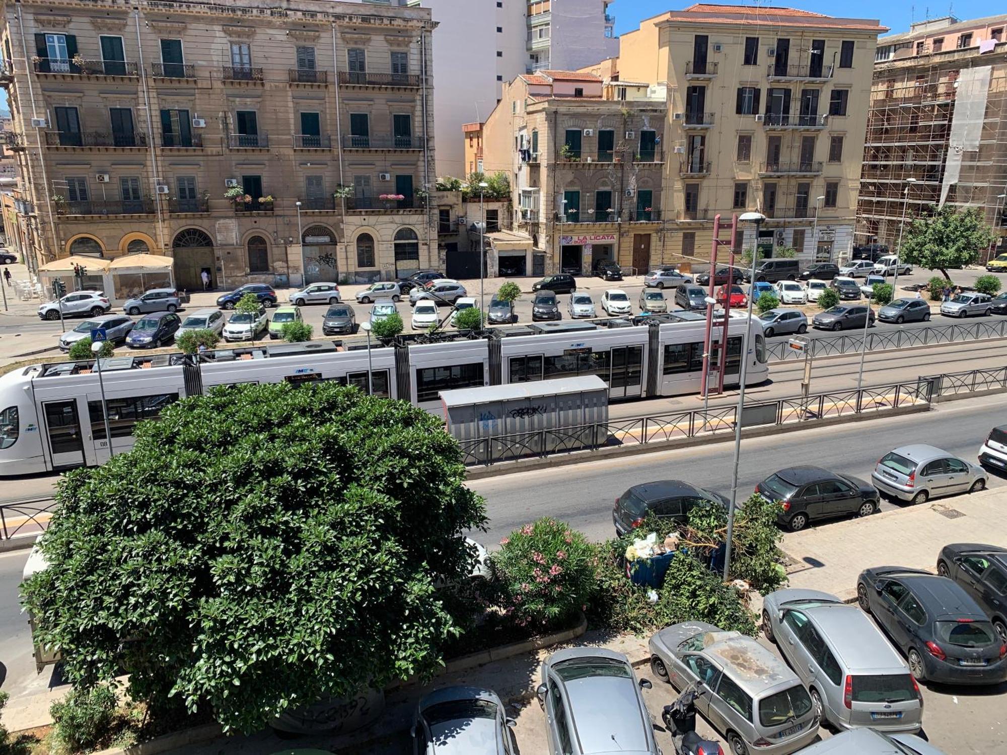 Central Station باليرمو المظهر الخارجي الصورة
